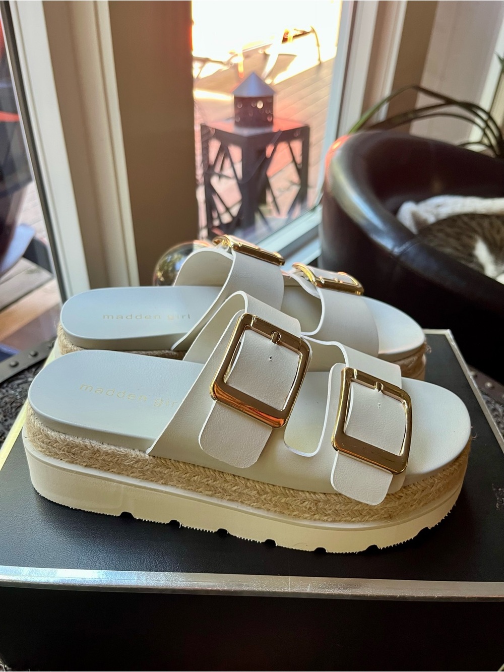 MADDEN GIRL MYTHICALL PLATFORM SANDALS IN BONE PARIS 6